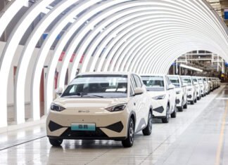 Chinese car brands gain ground in UK buyer research