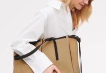 Suede Bags Are Back For Fall—Shop Sales From Staud, Madewell, AllSaints