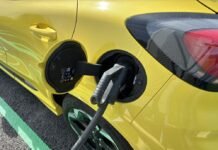 Minister says motor industry will be listened to in ZEV mandate review