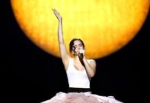 Rosalía Previews New Song During Her Latest ‘Lux’ Tour Stop
