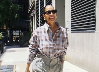 Women in their 50s Agree—This is the Most Elegant Shorts Trend Of the Summer