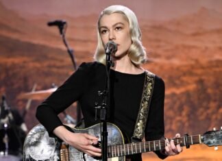 Phoebe Bridgers Brings A Band Of Children To ‘The Tonight Show’