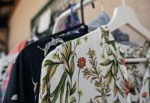Bargain hunter makes heartbreaking discovery inside £8 charity shop handbag