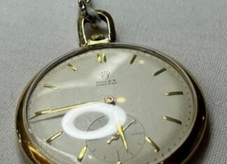Florida Treasure Hunt auction in West Palm Beach features coins, jewelry and golden chickens