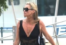 Kate Moss Carries a Birkin Bag the Way It Was Intended