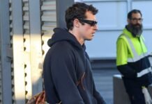 Callum Turner Proves Hot Man-Hot Bag Is the Best Combo