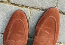 The tip – Handling light streaks and compressed suede
