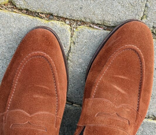 The tip – Handling light streaks and compressed suede