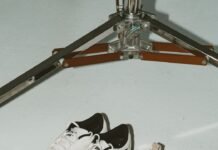 16 Retro Sneakers to Shop—From Old-School Classics to Modern Designer Pairs
